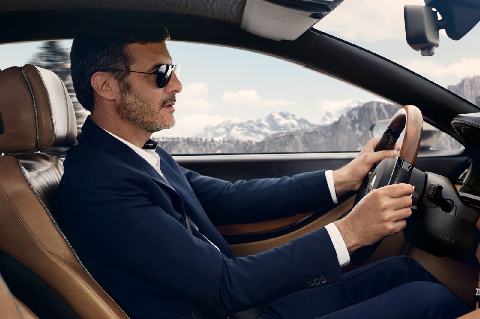 Trusted West Bridgford Taxi Services by Alpine Chauffeurs for Stress-Free Travel