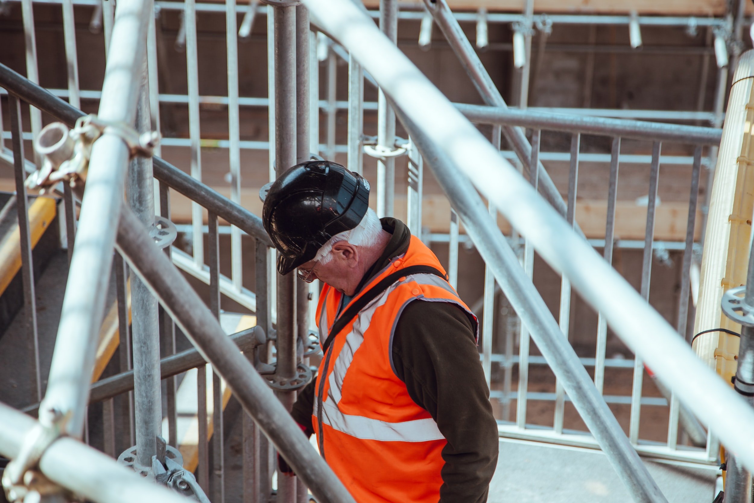 How Create Safety Policies Online Uses an EHS Management System to Streamline Workplace Compliance